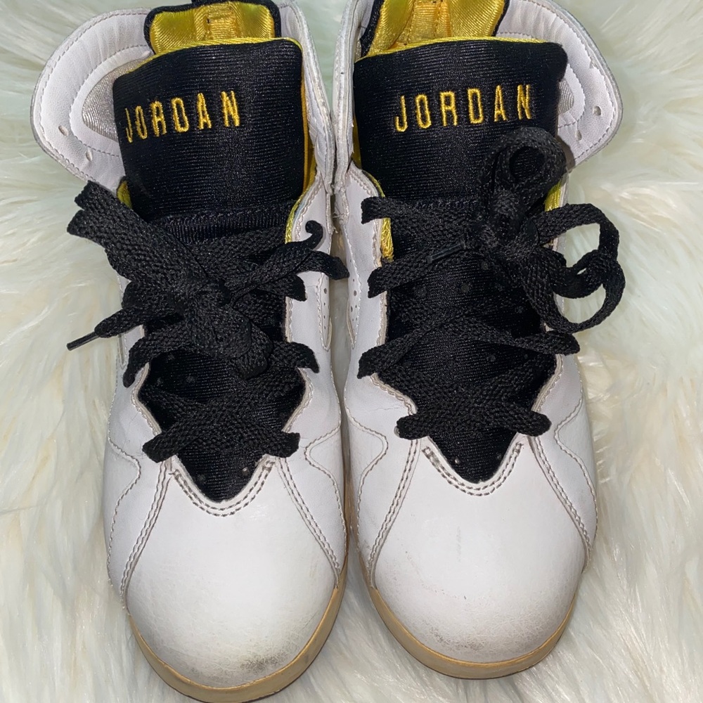 Jordan 7s retro white maize yellow black